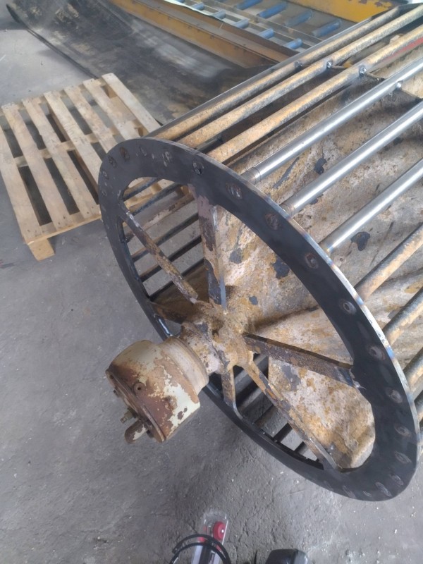 Remise en état de poulie cage d'écureuil à Beaumont-le-Roger